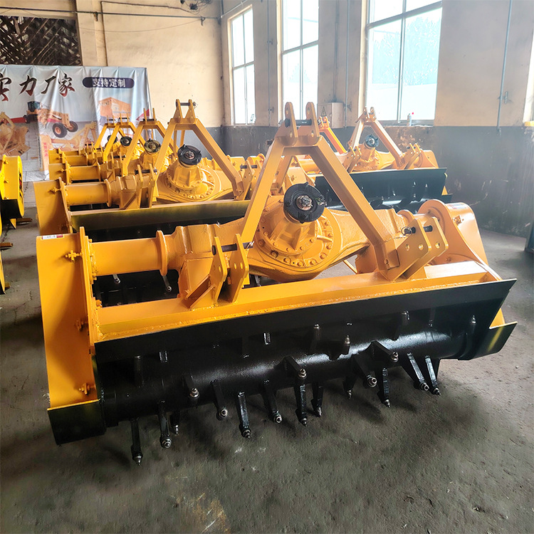 旧路面冷再生拌合机  公路机场市政施工路拌机    砂土水你拌和机
