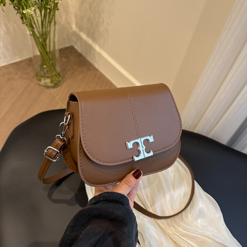 高級感馬鞍小方包包女2024新款時尚單肩包跨境外貿代發百搭斜挎包