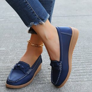 Independent Station 2022 Spring and Autumn New Style Slip-on Large Size Round Toe Daily Casual Single Shoes Bean Shoes Mother Shoes
