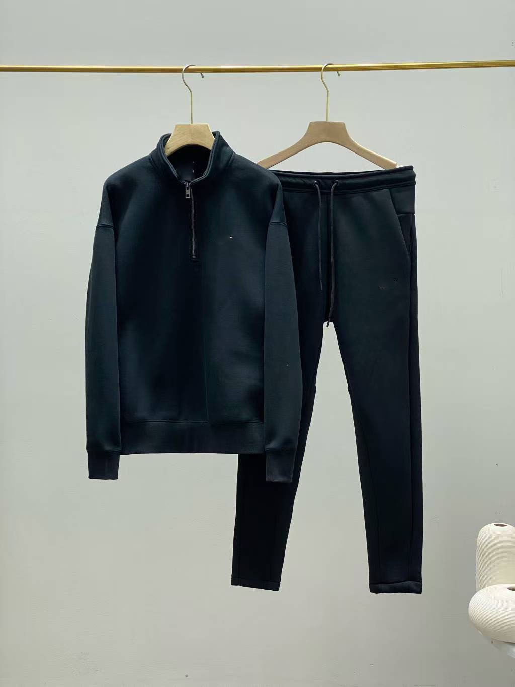 2025 Men's Stand Collar Velvet Thickened Warm Basic Half Zipper Sports Knitted Suit 210+211 Suit