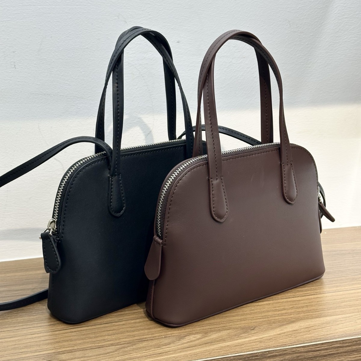 Top Grain Cowhide Mini Bowling Shell Handbag 2025 New Genuine Leather Small Bag For Women Commuter Shoulder Crossbody Bag