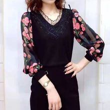 春季新款雪纺打底衫女洋气外穿大码宽松领蕾丝中青年妈妈装