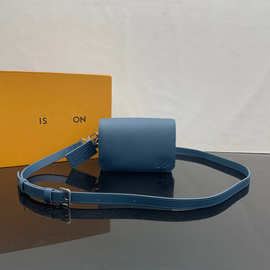 L驴男包新款单肩包小牛皮邮差包Takeoff 斜挎包翻盖挎包图片实拍