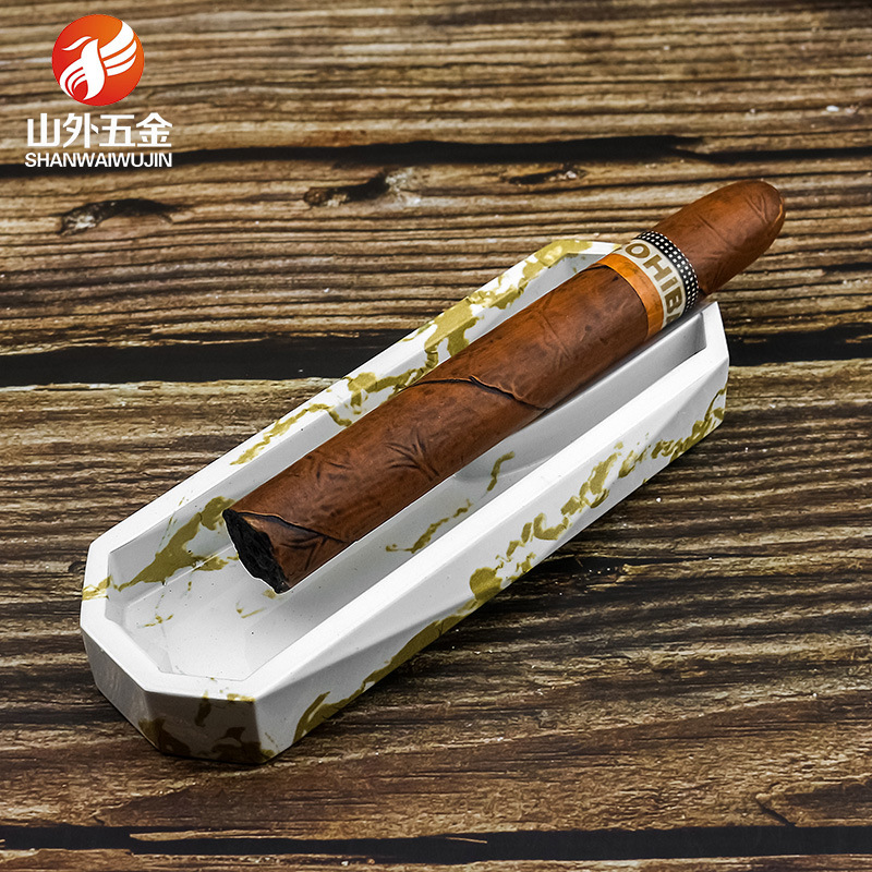 Manufactor Supplying Cigar ashtray originality personality Kirsite ashtray household a living room Portable Metal