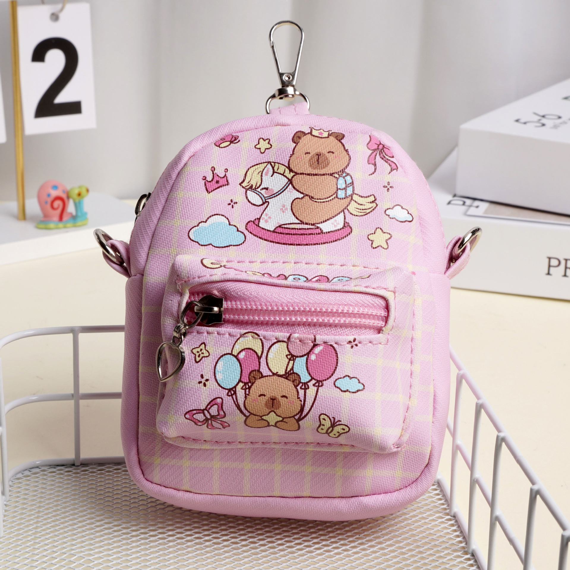 C153 핑크 포니 카피바라