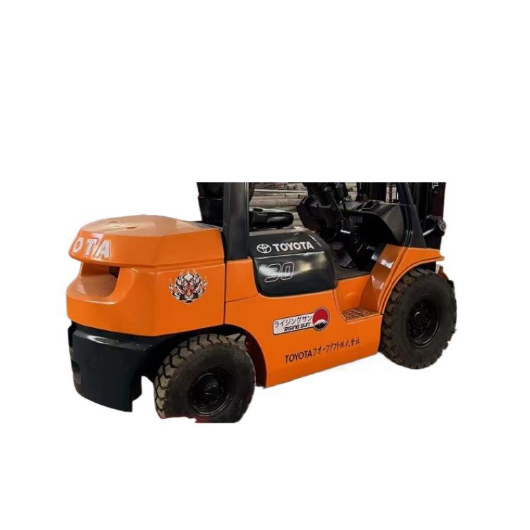 Transferencia de carretillas elevadoras usadas HeLi Komatsu Toyota TCM 3 toneladas 5 toneladas carretillas elevadoras diesel, carretillas elevadoras importadas originales de Japón