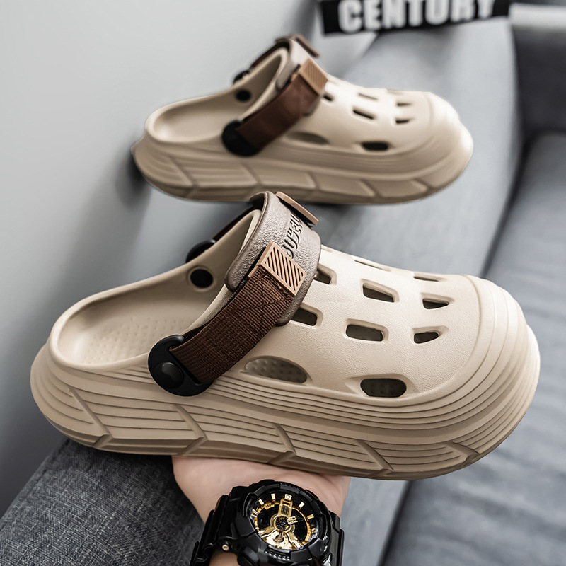 Nuevos zapatos para hombres de verano, zapatos casuales de retroceso, zapatillas de playa antideslizantes para parejas al aire libre.