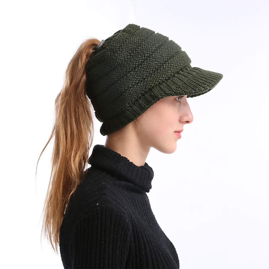 Klassische europäische und amerikanische Strickmütze, warme Strickmütze, Damen-Strickmütze mit offenem Himmel, Pferdeschwanz-Strickmütze, Entenschnabel-Wintermütze für Wärme – Detail 22