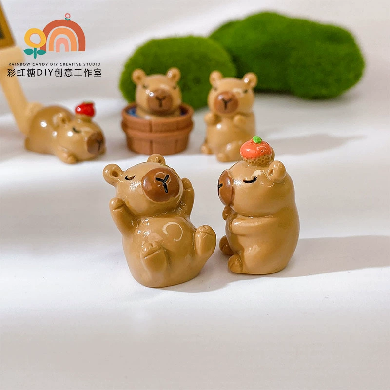 Cute three dimensional doll, creative table decorations, keychain, material