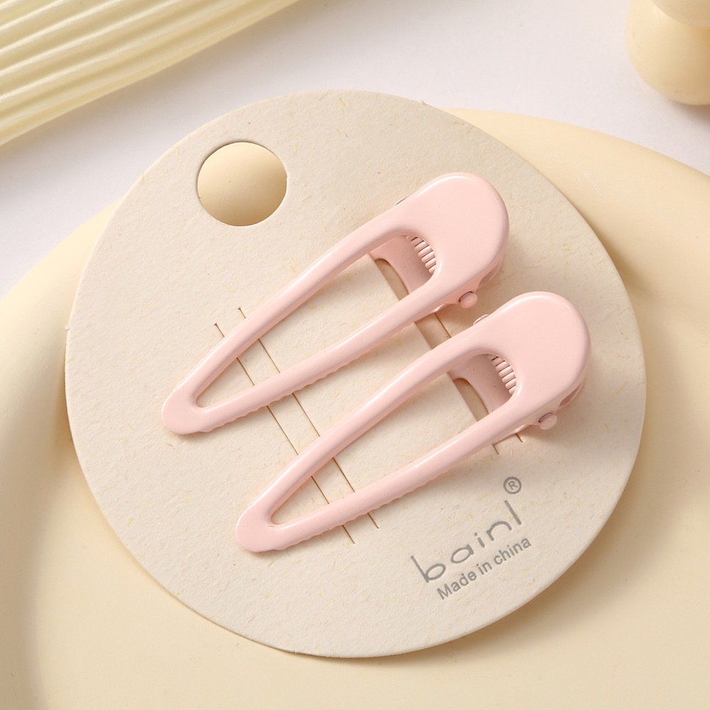 밝은 핑크색 한 쌍