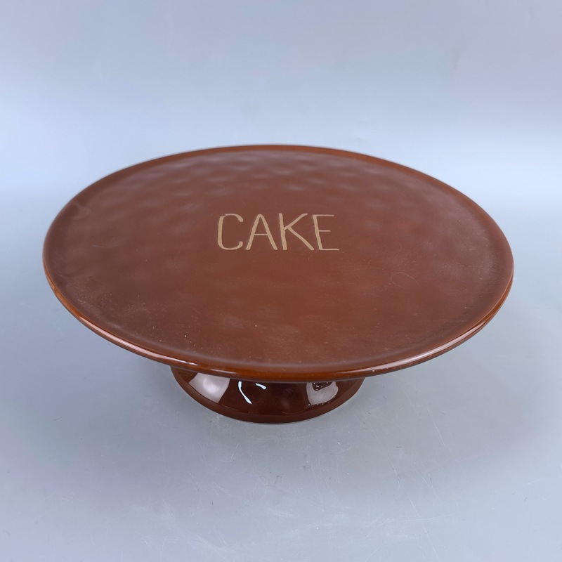 Inicio creativo pastel de cerámica europea bandeja de postre 10 pulgadas en relieve bandeja de patas altas bandeja de frutas bandeja de dulces plato de frutas