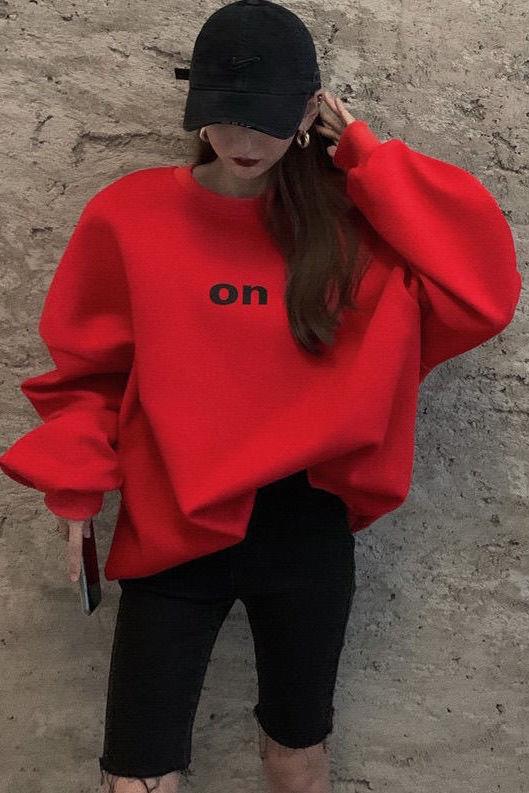 1大红色卫衣女秋加绒加厚宽松字母复古慵懒风新年上衣潮