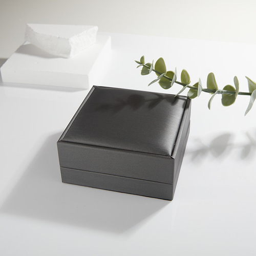 Packaging box for wire drawing PU jewelry, including rings, bracelets, necklaces, earrings