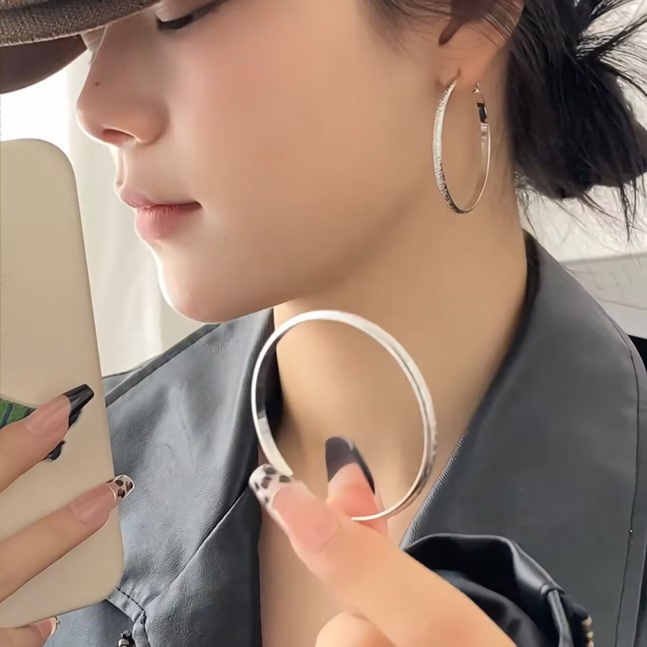 carousel-thumb-2