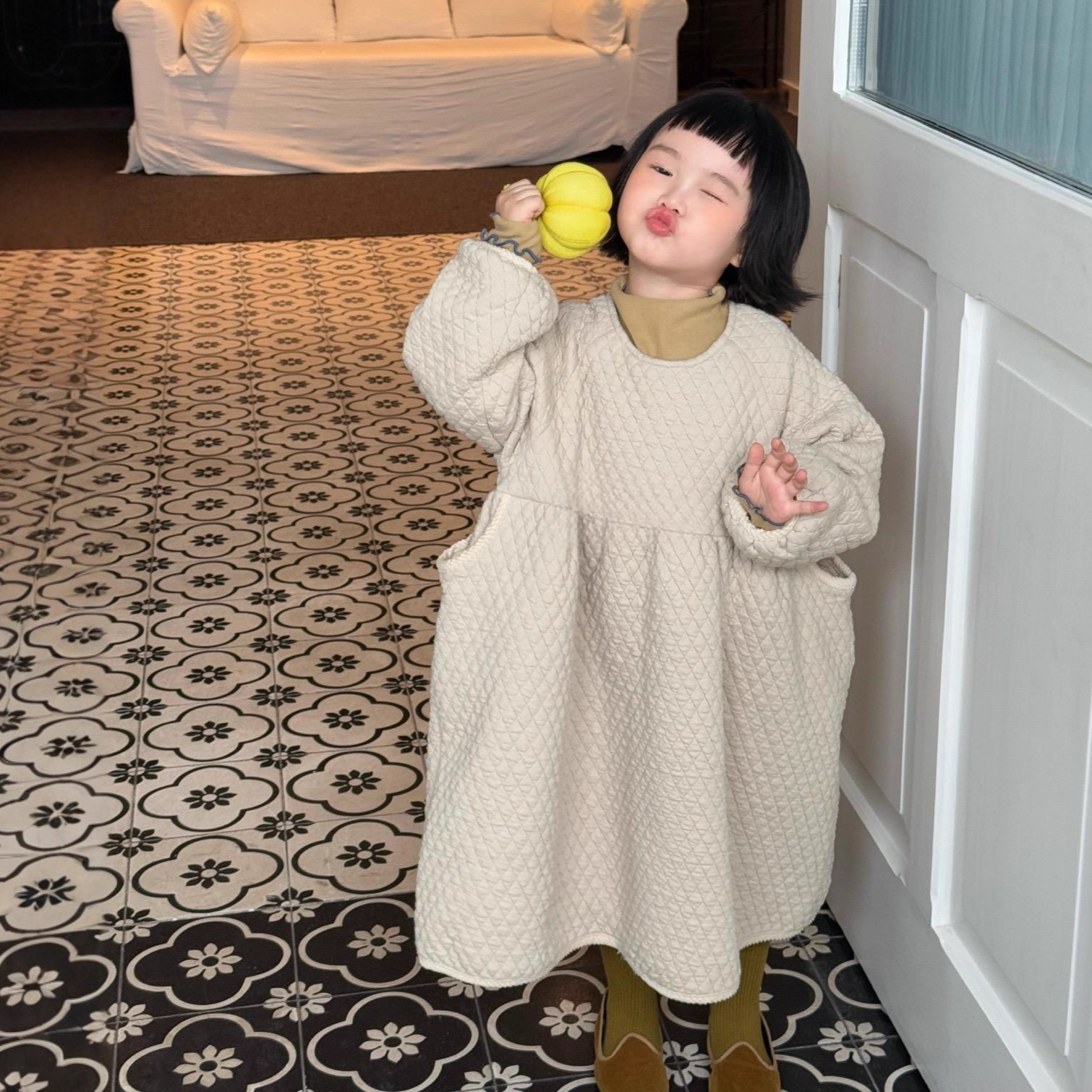 波拉韩国童装女童连衣裙冬季新款儿童洋气拼接加厚保暖小香风裙子