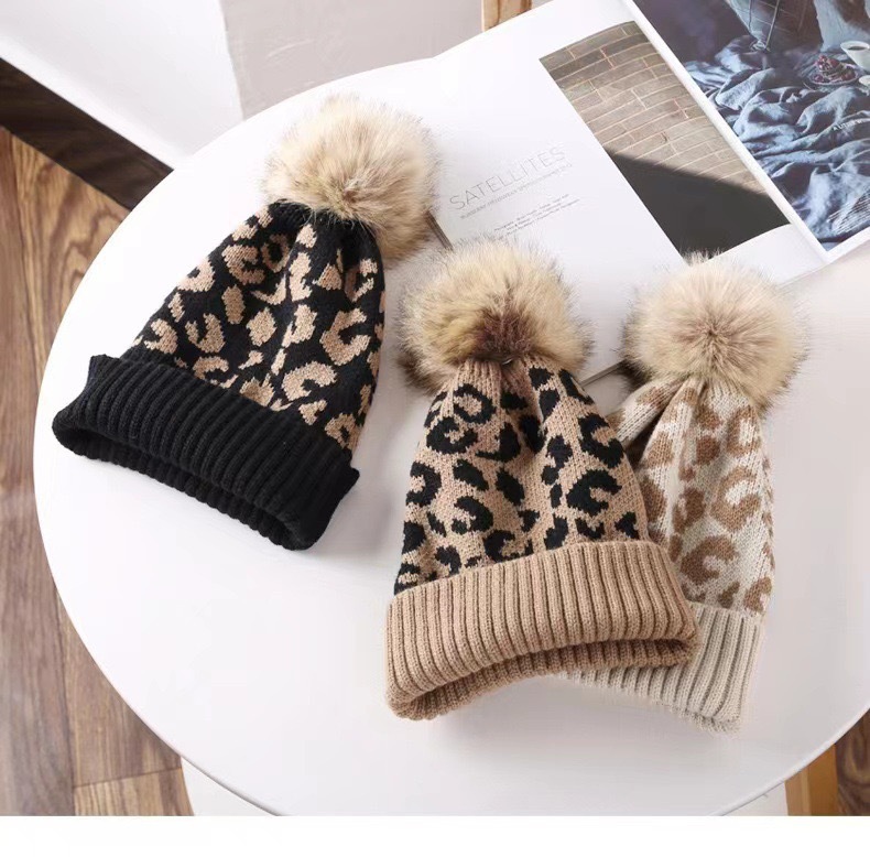 for Women New Autumn Winter Versatile Cross-Border European American Korean Version Leopard Print Pom Warm Knitted_voghion.com