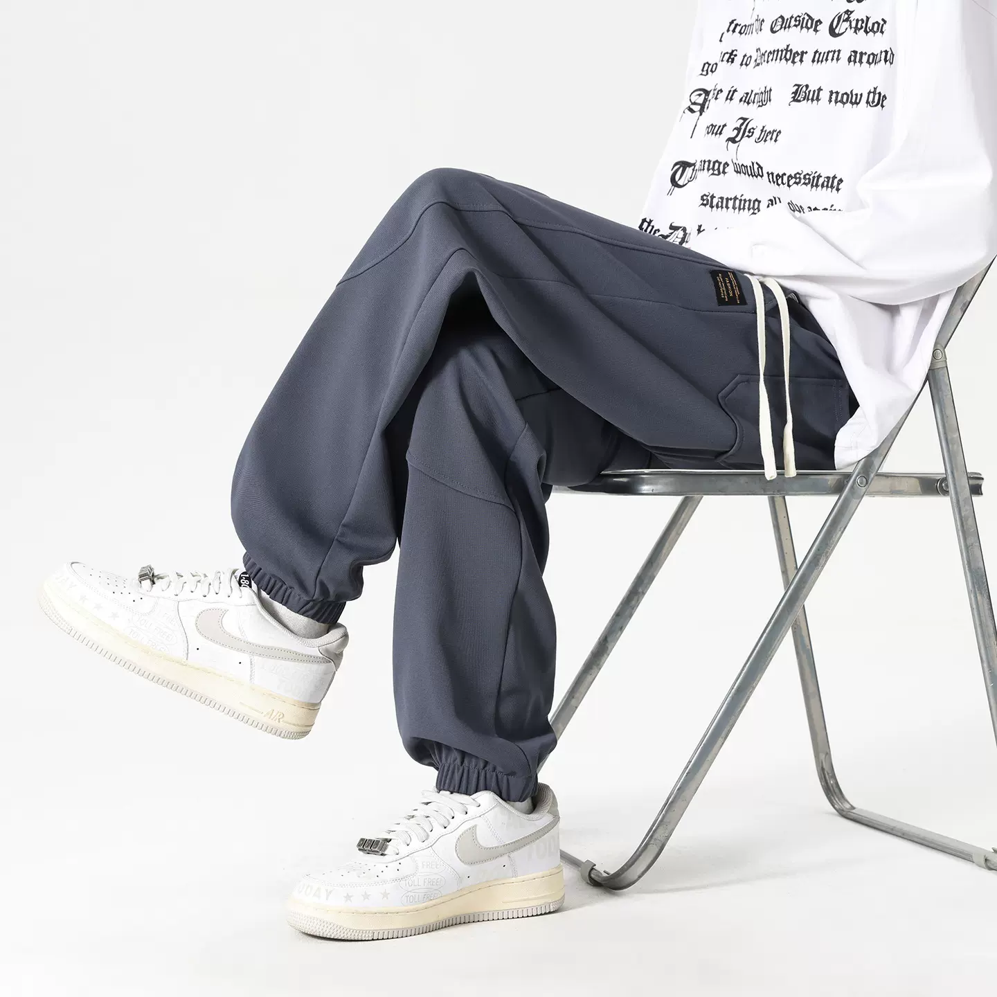 低价走量秋季运动裤男生宽松直筒休闲束脚裤带皮标设计感潮牌卫裤