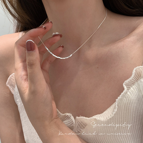 Suchuang S925 sterling silver small square necklace women's light luxury niche design versatile simple ins cold style clavicle chain