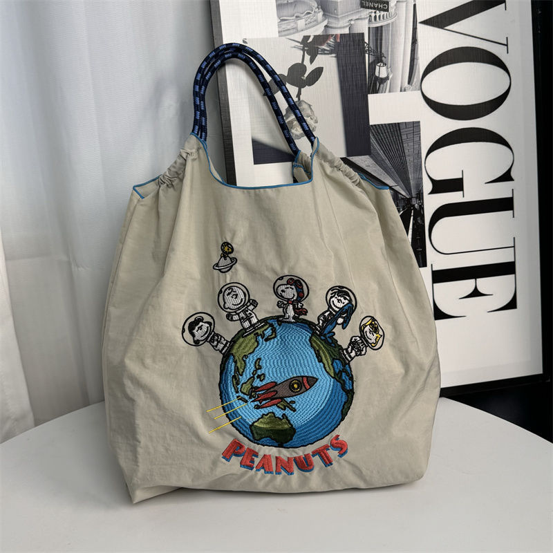 라이트 그레이·스누피 우주비행사