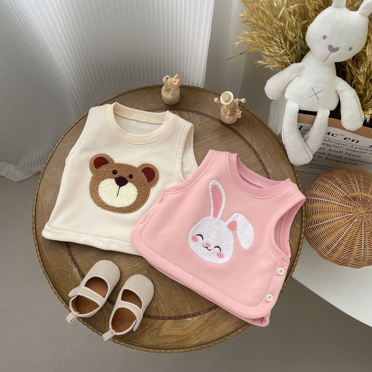 2023 ropa de invierno para bebés estilo coreano de los niños de dibujos animados lindo chaleco forrado de lana niños y niñas bebé invierno cálido Chaleco de todo fósforo