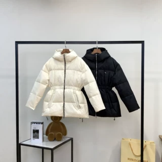 冬季新款连帽收腰羽绒服女短款加厚保暖面包服外套白色黑色
