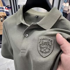 男性はカジュアルポロシャツの夏の薄い半袖の新しいファッションファッションの襟のtシャツの半袖の上着を合わせます。