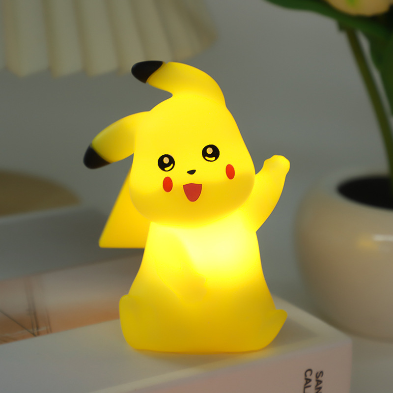 Regalo creativo Pikachu luz de la noche Mini de dibujos animados dormitorio luz de noche atmósfera decoración regalo del Día del Niño