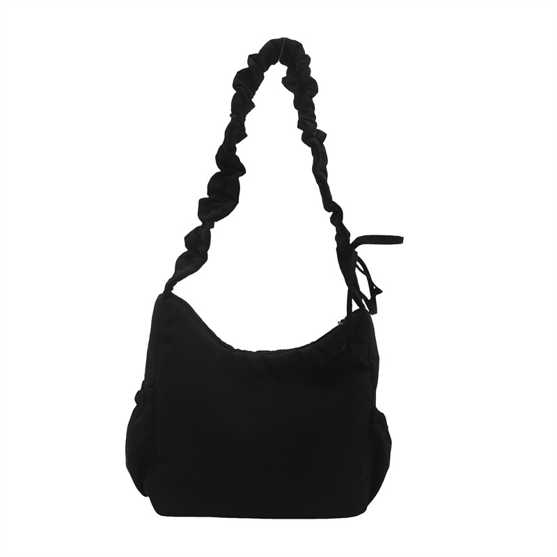 Bolso pequeño casual ligero y versátil para mujer 2024 nuevo bolso bandolera de tela de nailon super fuego plisado bolso de axila de un solo hombro