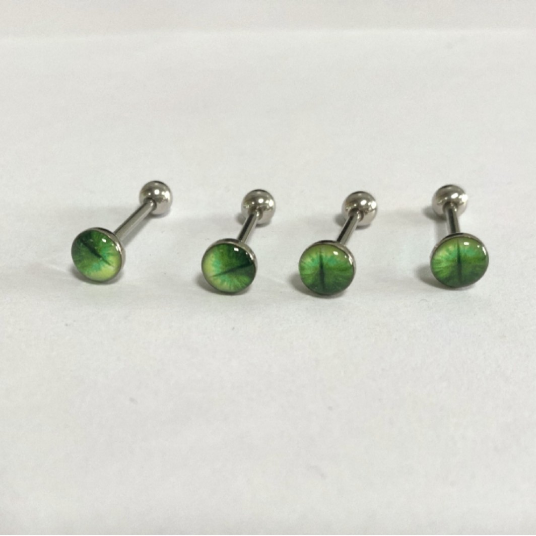 伟德国际牛鼻孔玉坠怎么穿挂绳