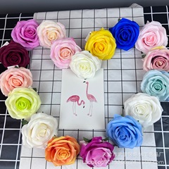 バラの花の花をシミュレーションします。