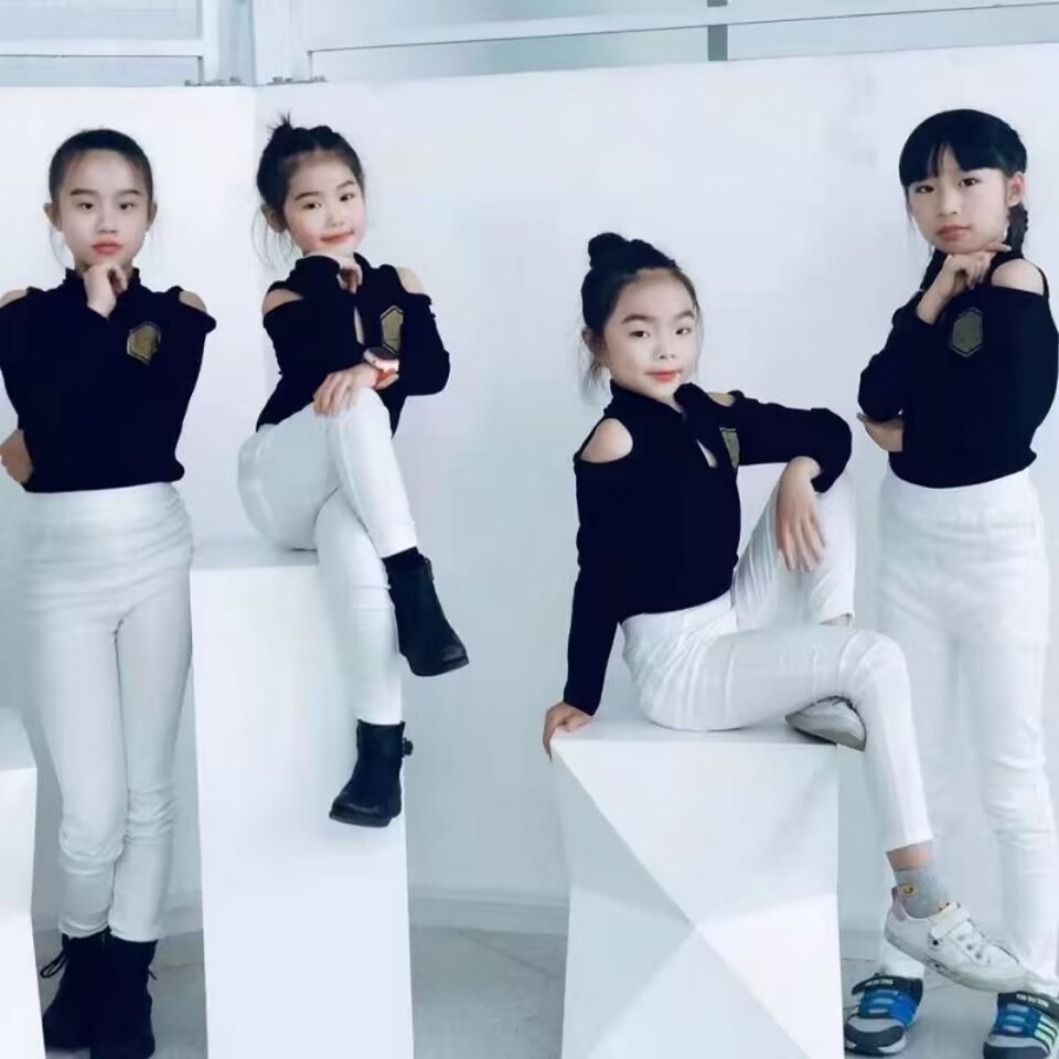 Children's Posture Etiquette Model Runway Training Clothes, Kids' Practice Outfits, Summer Girls' Runway Performance Clothes, Cheongsam Short Sleeves