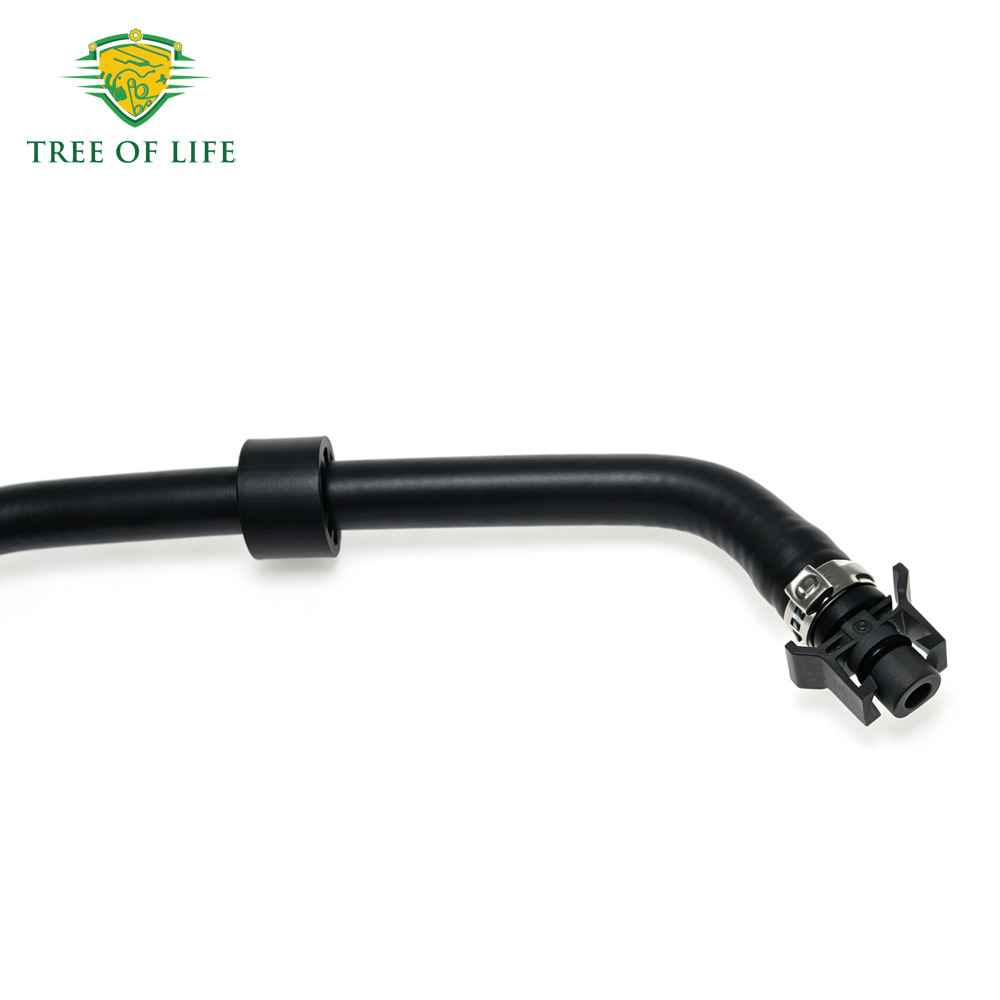 1829702,CV61-8K012-ZA is suitable for Ford Focus radiator coolant overflow pipe