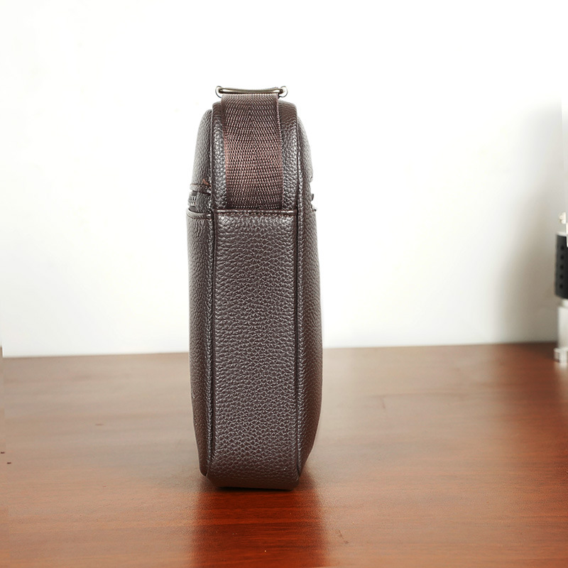 Bolso de cuero, bolso para hombre, bolso de hombro de negocios, bolso cruzado para hombre, estilo vertical de cuero suave, mochila pequeña y ligera, bolso para hombre, simple e informal
