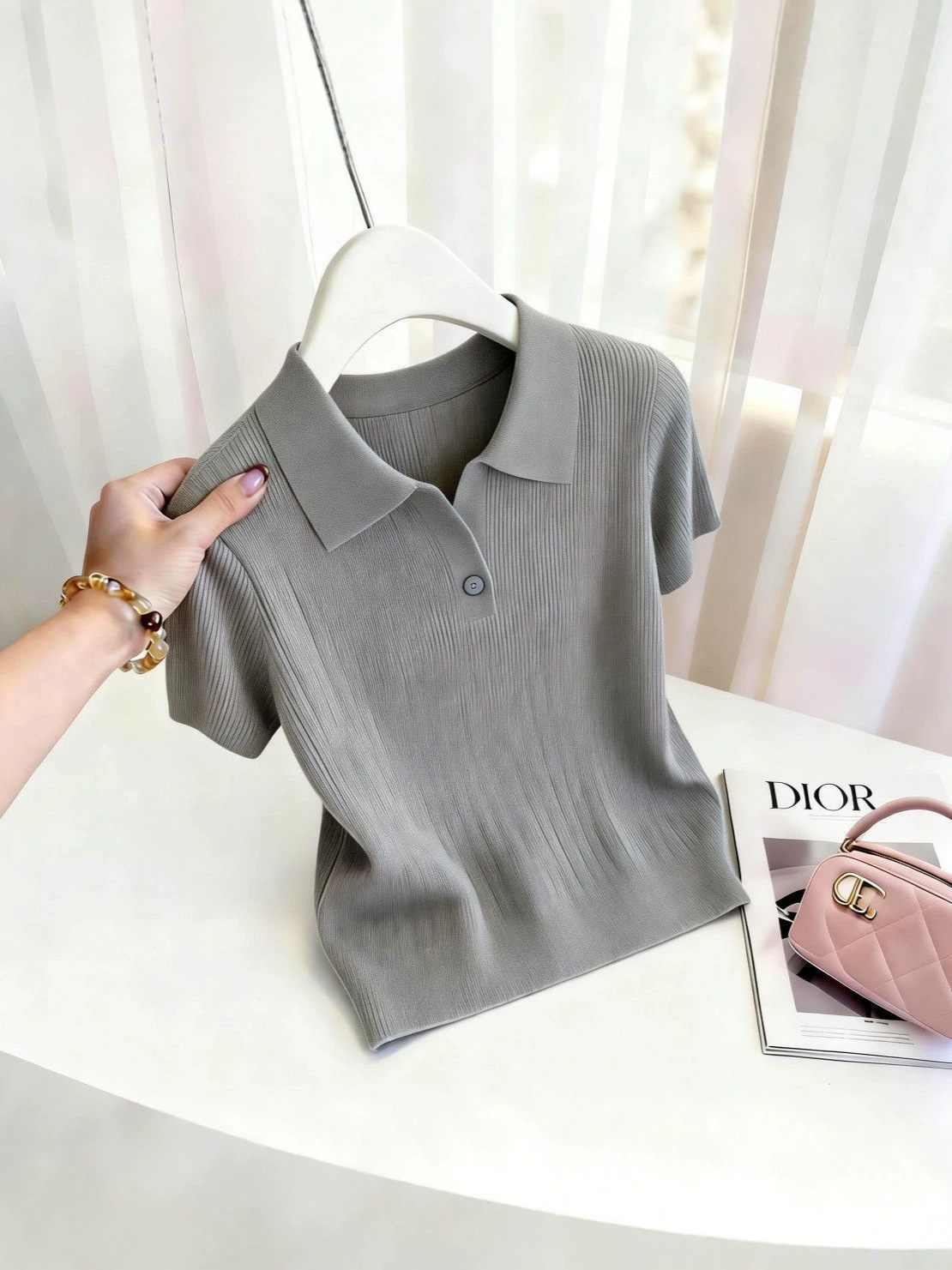 Áo thun nữ cổ Polo tay ngắn chất liệu sợi mát mặc ngoài — trắng