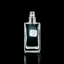 现货批发100毫升透明玻璃瓶 厂家生产二两方形青春小酒瓶白酒空瓶