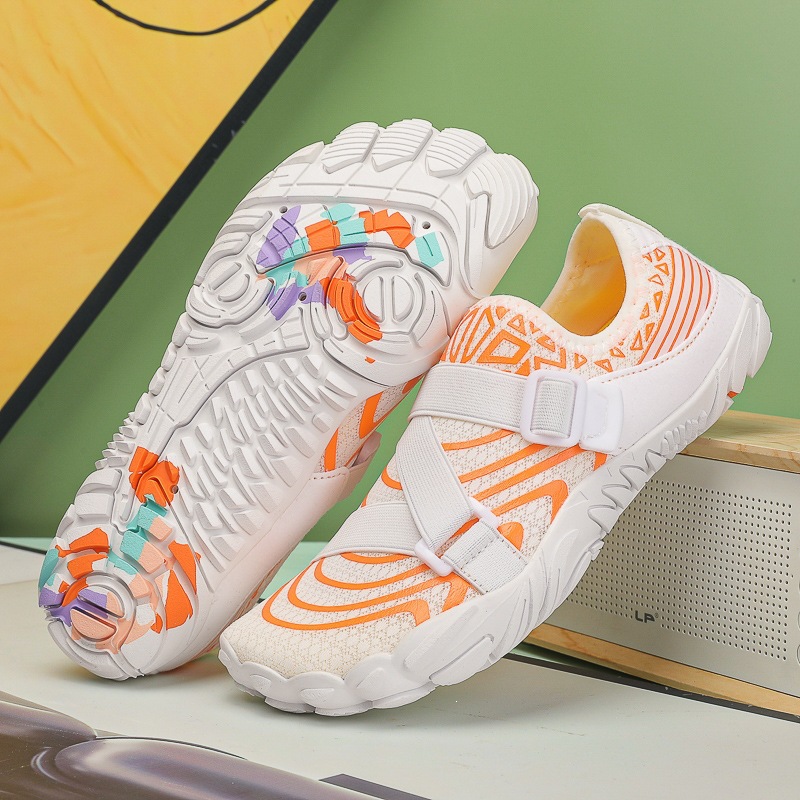 Nuevos zapatos multicolores de cinco dedos, zapatos de natación multifuncionales, zapatos para nadar, zapatos de entrenamiento de yoga para parejas, zapatos de entrenamiento de yoga para interiores