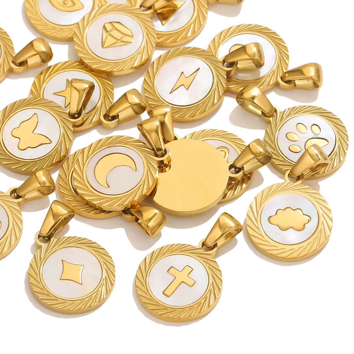 18K acero inoxidable conchas naturales multi-tipo colgante colgante DIY accesorios accesorios al por mayor