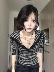 条纹连帽帽衫长袖t恤女韩系气质早秋季修身设计显瘦复古百搭上衣
