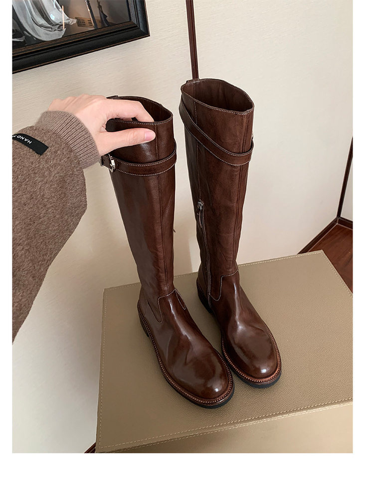 Bốt cao cổ nữ da cừu đế dày khóa vàng xếp ly, gót vừa 3–5 cm — Da màu nâu mở rộng, Da đen mở rộng, Hàng sẵn có màu đen (nhung), Lớp lót nhung màu nâu mở rộng chi tiết 57