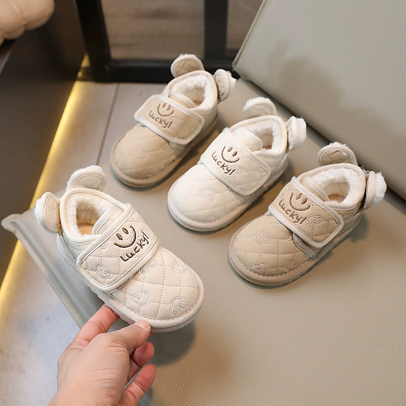 Детская модная плюшевая обувь 2023 Зимняя Новая Теплая обувь для дома и улицы, Детская Хлопковая обувь на флисовой подкладке с мягкой подошвой