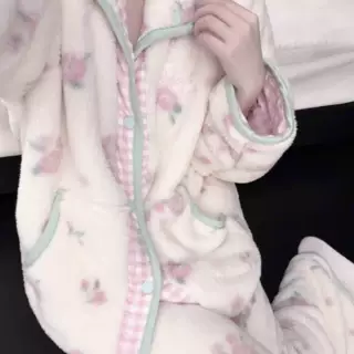 韩系少女花朵珊瑚绒大码睡衣女士冬季加厚暖呼呼家居服套装可外穿