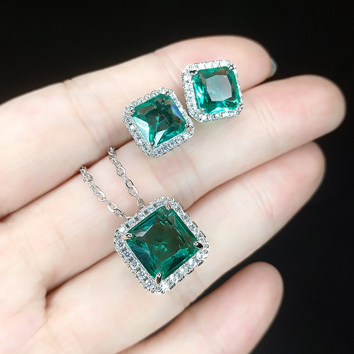 European and American high-end luxury Paraiba square pendant female princess cut through hole bracelet accessories dual-use diy jewelry