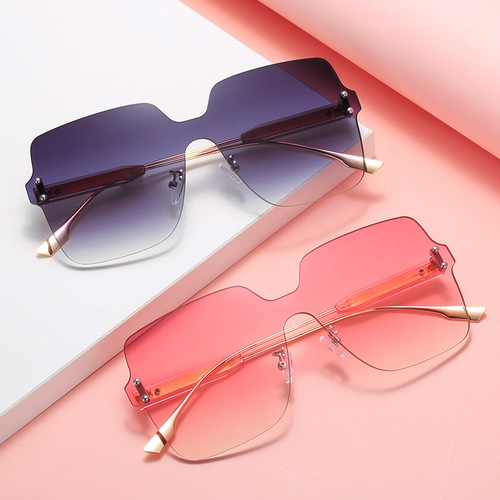 D Home New Fashion Women's Large Frame Baby Celebrity Same Style Internet Celebrity Jelly Color One-Piece Sunglasses Cross-Border Sunglasses