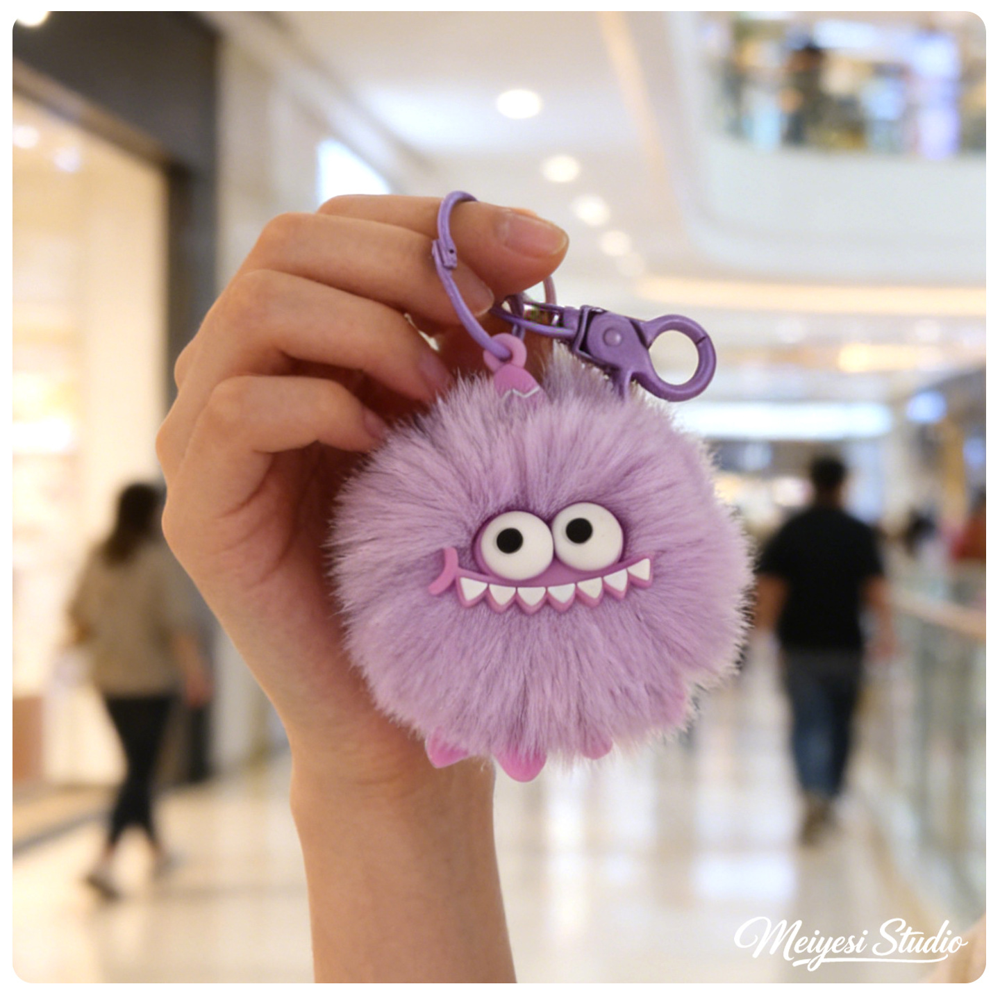 Bonita pequeña sociedad de dinosaurios imitación de cabello de cabello colgante de piel de hierba super lindo juguete de peluche llaveras muñecas colgante de dinosaurio al por mayor