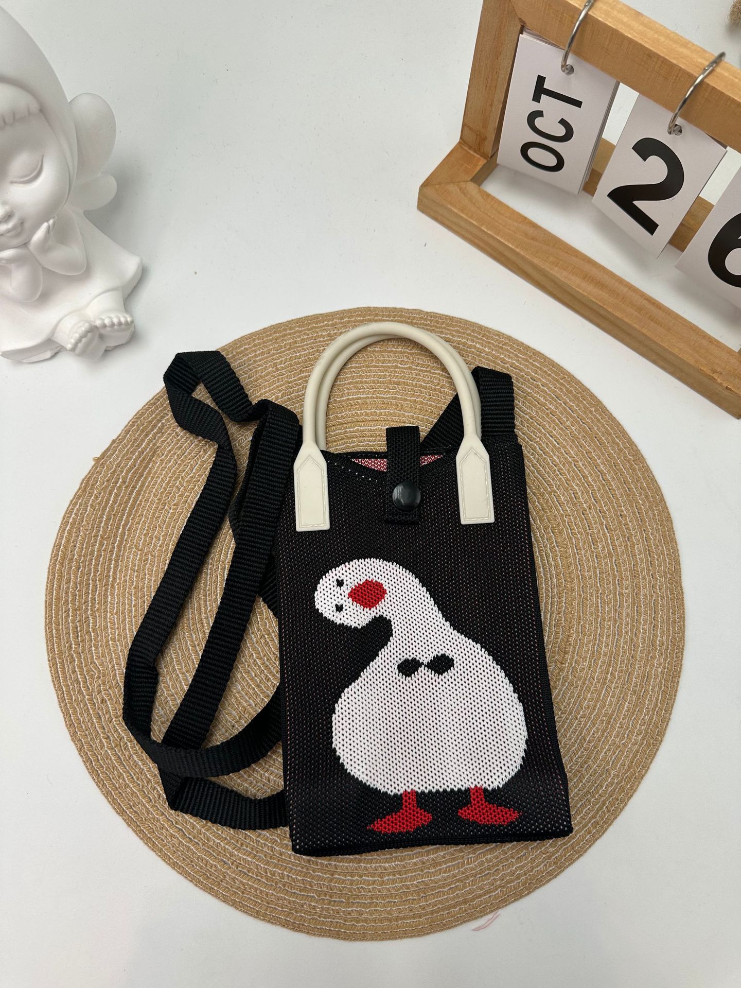 Cartoon Graphic Knit Compact Phone Crossbody Bag 85