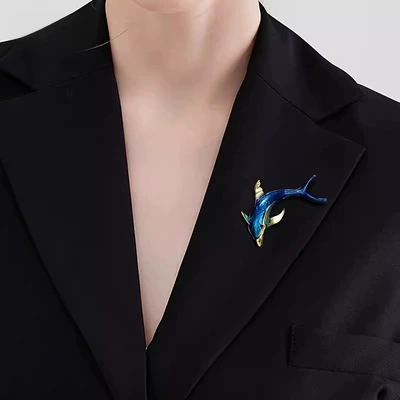 Yaxa sancaqları Women's Exquisite Enamel Color Corsage