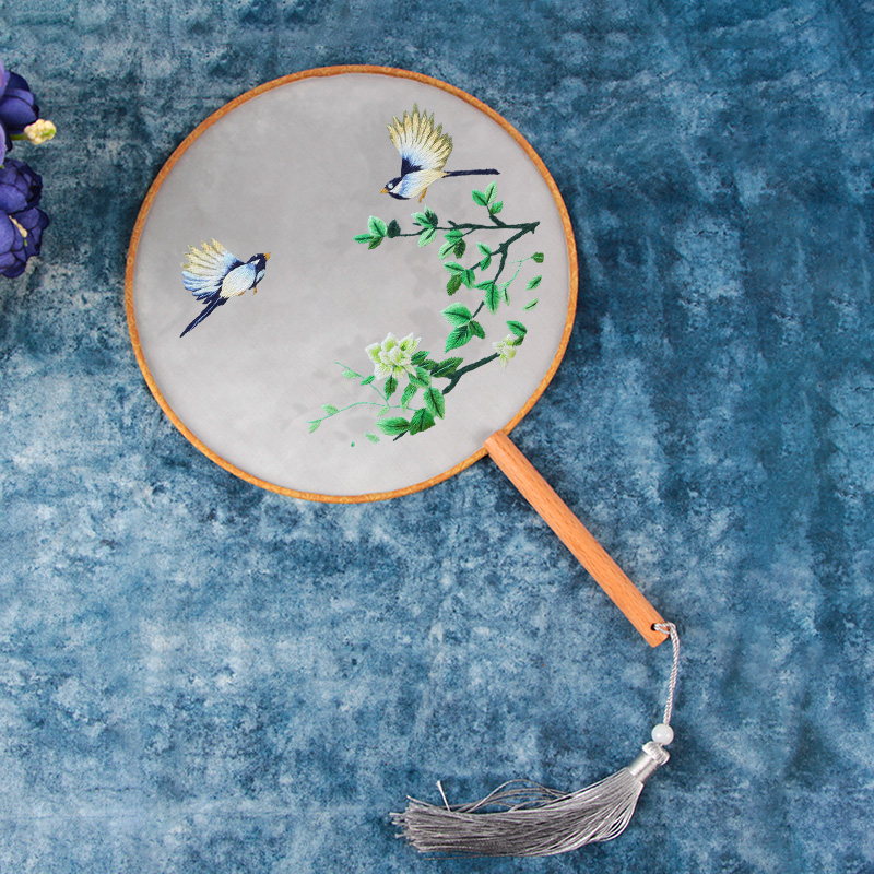 Bordado DIY auto bordado hecho a mano para principiantes Fan material de bordado paquete de bordado Su estilo antiguo Wang Zhi