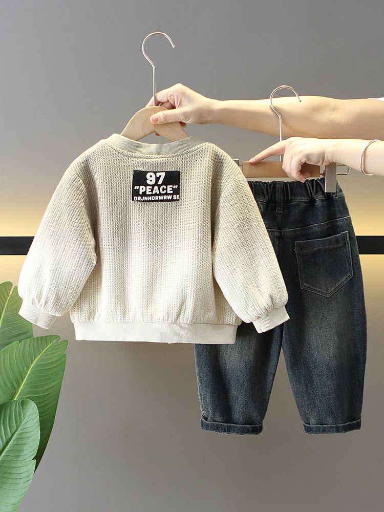 6157 Traje de otoño para niños 2025 Nuevo estilo fresco y atractivo Chaqueta degradada de primavera y otoño para niños Traje de tres piezas Otoño para bebés