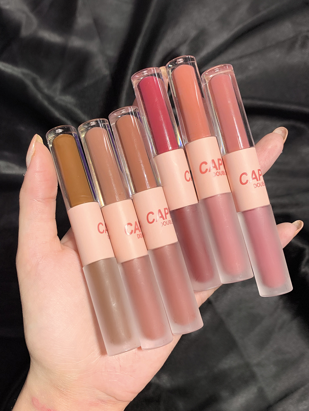 Cappuvini's new color fun double-head lip gloss mirror-like water gloss lip gloss is a domestic beauty lipstick with high appearance standards for students undefined