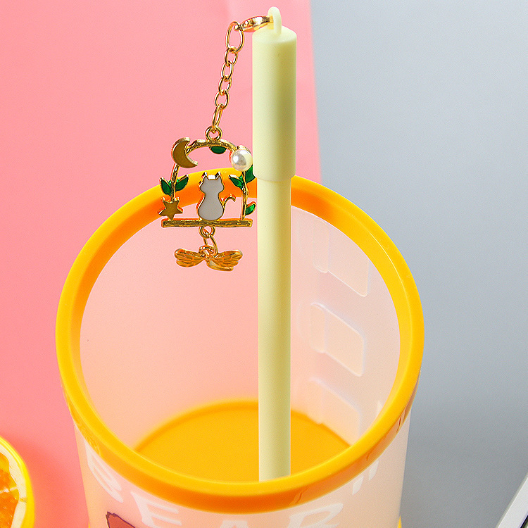 INS chica corazón colgando pluma lindo estudiante papelería colgante pluma de gel pluma de agua de cadena pluma de firma de Oficina Creativa